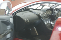 Aston Martin V12 Vantage, 2-010, red, 70208, AutoArt 1:18