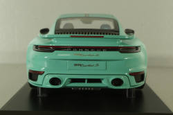 Porsche 911 (992) Turbo S with Sport Design Package 2021, green, 155069175, Minichamps 1:18