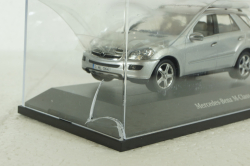 Mercedes ML500 W164, M-Klasse silver, Minichamps 1:43