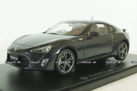 Toyota 86 "LIMITED" (Asian Version/RHD), grey metallic, 2012, 78772, AutoArt 1:18