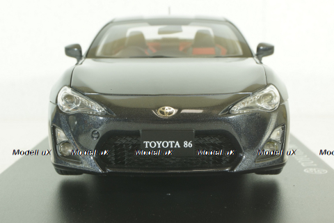 Toyota 86 "LIMITED" (Asian Version/RHD), grey metallic, 2012, 78772, AutoArt 1:18