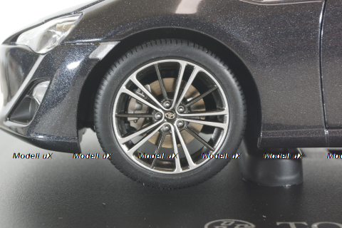 Toyota 86 "LIMITED" (Asian Version/RHD), grey metallic, 2012, 78772, AutoArt 1:18