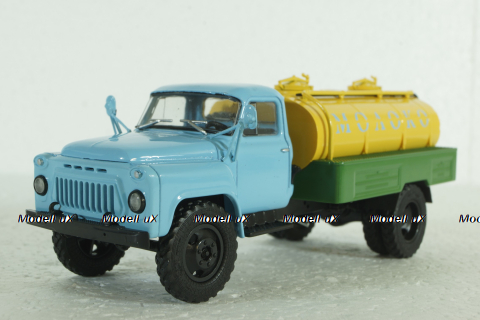 ГАЗ 53 АЦПТ-3,3 Легендарные Грузовики СССР №12, 1:43