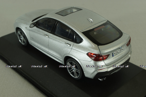 BMW X4 (F26) 2015, silver, Herpa 1:43