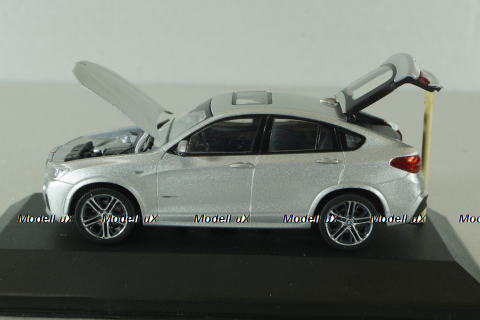 BMW X4 (F26) 2015, silver, Herpa 1:43