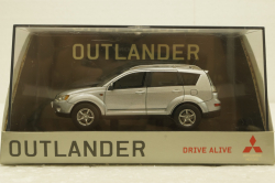 Mitsubishi Outlander XL 2006, SunStar 1:43