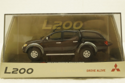 Mitsubishi L200, blue, SunStar 1:43