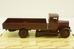 Я-8 бордовый, Н274, Наш Автопром 1:43