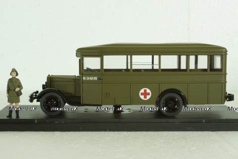 Зис-8 медицинский, с фигуркой санитарки, Miniclassic 1:43
