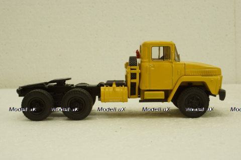 Краз-252 тягач 1980 желтый, Н779, Наш Автопром 1:43