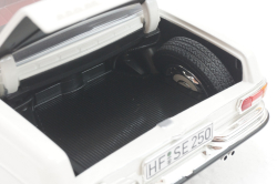 Mercedes 250 SE Limousine W108 (1965-1967) white, 183763, Norev 1:18