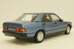 Mercedes 190E W201 (Baby-Benz) diamant blue, B66040661,Norev 1:18