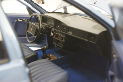 Mercedes 190E W201 (Baby-Benz) diamant blue, B66040661,Norev 1:18