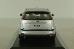Ford Focus Fastback (MK2) 5-door 2008, silver, Minichamps 1:43