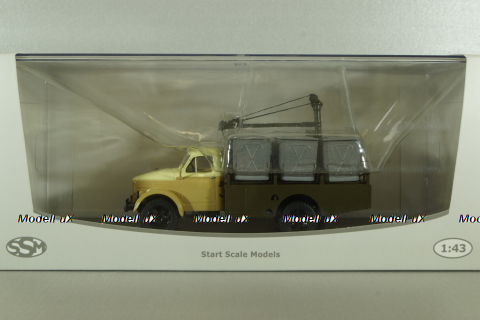 КММ-2 контейнерный мусоровоз на шасси ГАЗ-51Д 1958, желт/корич/хаки SSM1583, SSM 1:43