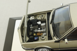 BMW 635 CSI (E24) 1980, beige, 50509, Autoart 1:43