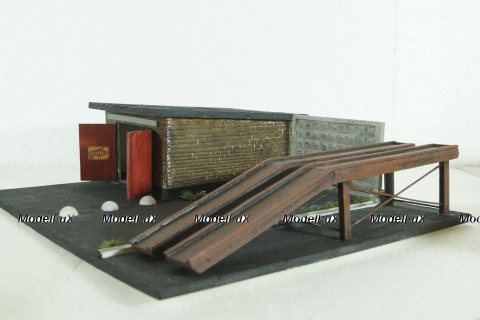 Диорама Гараж c эстакадой , Modellux 1:43