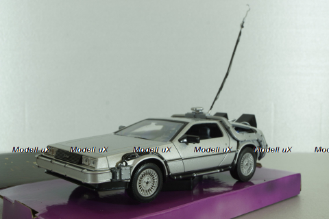 DeLorean DMC-12 from movie Back to the Future I 1983, WEL22443, Welly 1:24