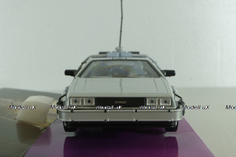 DeLorean DMC-12 from movie Back to the Future I 1983, WEL22443, Welly 1:24