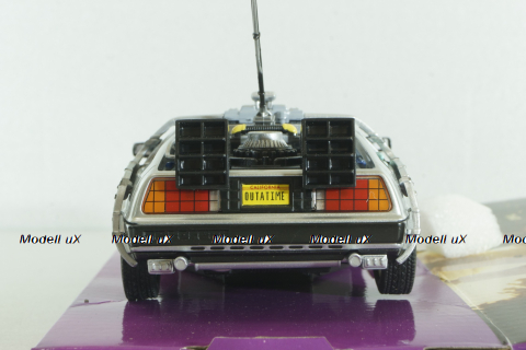 DeLorean DMC-12 from movie Back to the Future I 1983, WEL22443, Welly 1:24