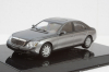Maybach 57 SWB 2003 grey, 56153, Auto Art 1:43