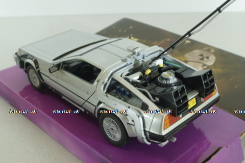 DeLorean DMC-12 from movie Back to the Future I 1983, WEL22443, Welly 1:24