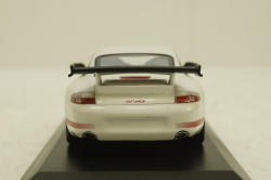 Porsche 911 (996) GT3 RS 2002, white/red rims, 403062028, Minichamps 1:43