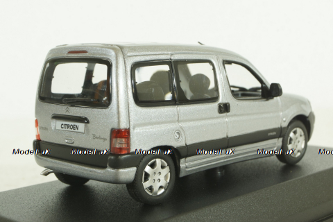 Citroen Berlingo 2004, silver, 155712 Norev 1:43
