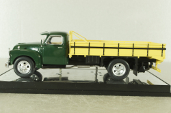 Chevrolet 6400 flatbed truck 1949, dark green/yellow, WB276T, WhiteBox 1:43