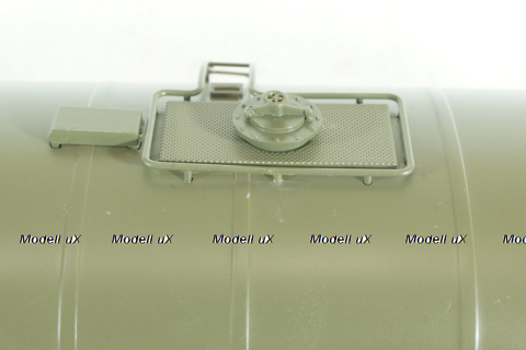 КрАЗ-258 с полуприцепом-цистерной ТЗ-22 (хаки), SSM7026, SSM 1:43