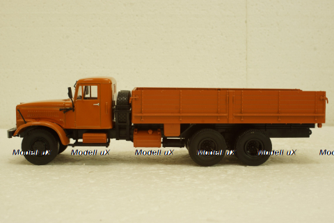 Краз-257Б1 бортовой, оранжевый, АвтоИстория 1:43