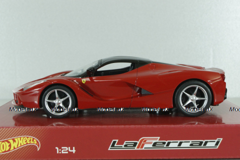 LaFerrari red Mattel, BLY61, Hot Wheels 1:24