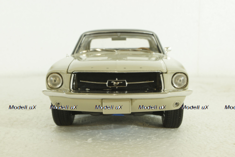 Ford Mustang Coupe, Greenlight 1:18