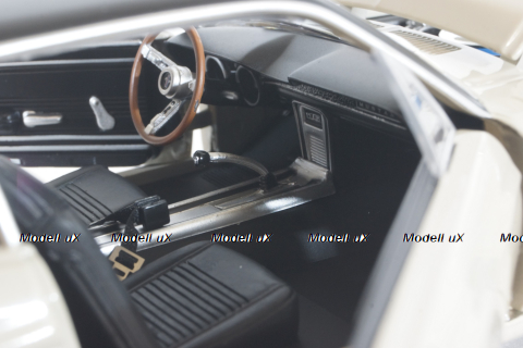 Ford Mustang Coupe, Greenlight 1:18