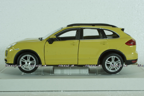 PORSCHE CAYENNE TURBO 2010  YELLOW, Burago 1:24