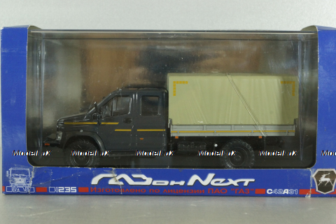 Газон NEXT C42А31 бортовой с тентом серый/бежевый Н235, Наш Автопром 1:43