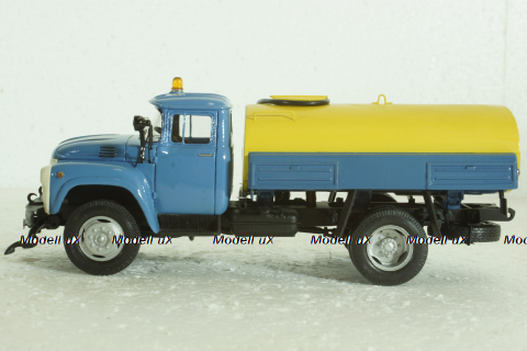 ПМ-130Б Зил-130 , поливомоечный, KV Мастерская 1:43
