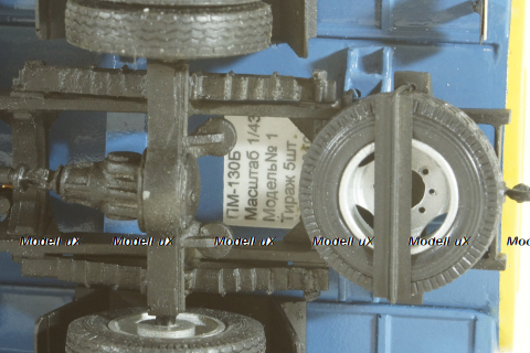 ПМ-130Б Зил-130 , поливомоечный, KV Мастерская 1:43