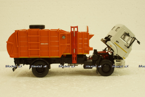 МКМ-4503 Камаз-43253 Мусоровоз с манипулятором, 101975, АвтоИстория 1:43