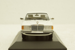 Mercedes 230E (W123) 1982, white, 943032206, Maxichamps 1:43