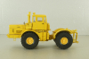 К-701 Кировец, трактор 1971, желтый Minigrad 1:43