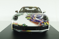 Porsche 911 Carrera 4S 2019, flower design, 155067329, Minichamps 1:18