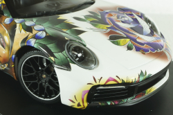 Porsche 911 Carrera 4S 2019, flower design, 155067329, Minichamps 1:18