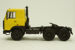Маз-64224 тягач 1989г, желтый Н799, Наш Автопром 1:43