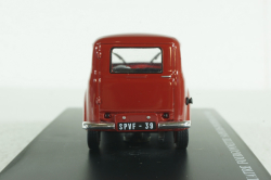 Renault Juvaquatre Fourgonette Fire department Paris  1953 red, Hachette 1:43