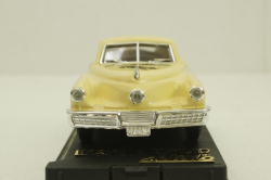 TucKer-11e, salon int.du modele reduit, Solido 1:43