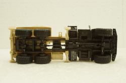 Краз-6322 ЭОВ-4422 Экскаватор, бежевый Н748, Наш Автопром 1:43