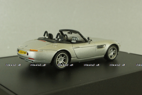 Bmw Z8 (E52) 1999 James Bond World is Not Enough 007, silver, 80420007666, Minichamps 1:43