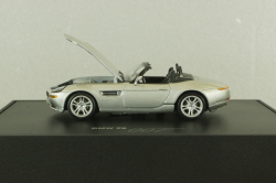 Bmw Z8 (E52) 1999 James Bond World is Not Enough 007, silver, 80420007666, Minichamps 1:43