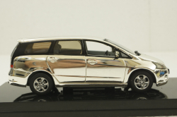 Mitsubishi Grandis, Chrome, SunStar 1:43